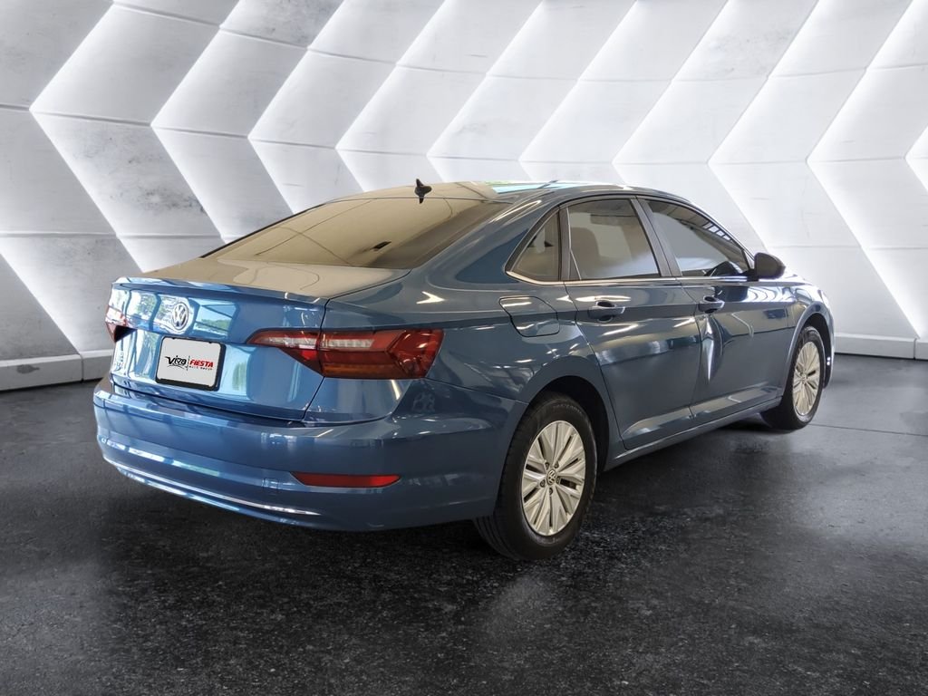 Used 2019  Volkswagen 1.4T S image 4