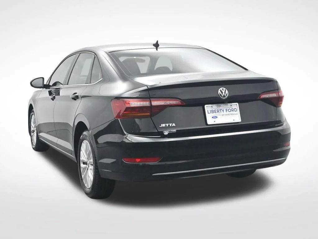 Used 2019 Black Volkswagen 1.4T S image 9