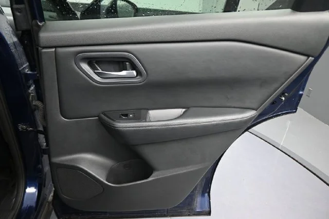 Used 2024 Blue Nissan SV image 22