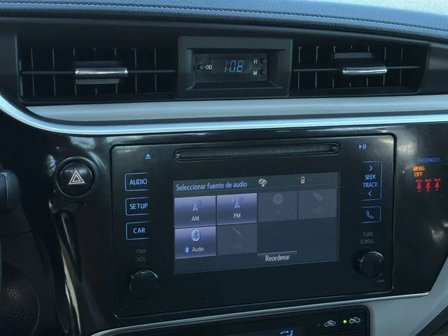 Used 2019 White Toyota LE image 21