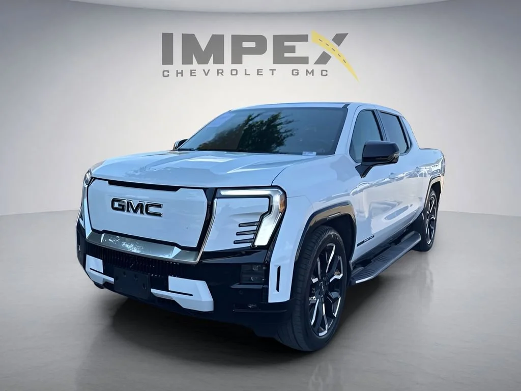 Used 2025 Summit White GMC Extended Range Denali image 1
