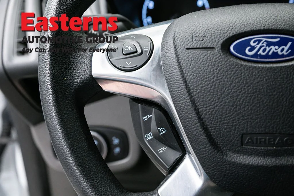 Used 2022 White Ford XLT image 14