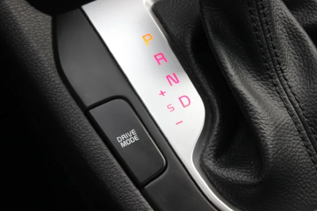 Used 2024 Gray Kia LXS image 9