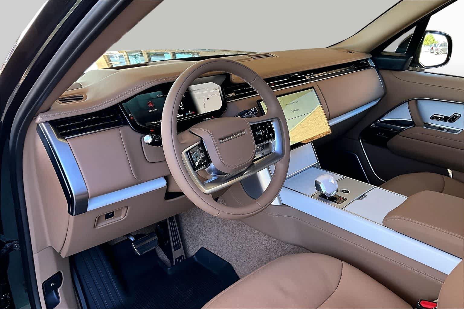 New 2026 British Racing Green Land Rover SV image 8