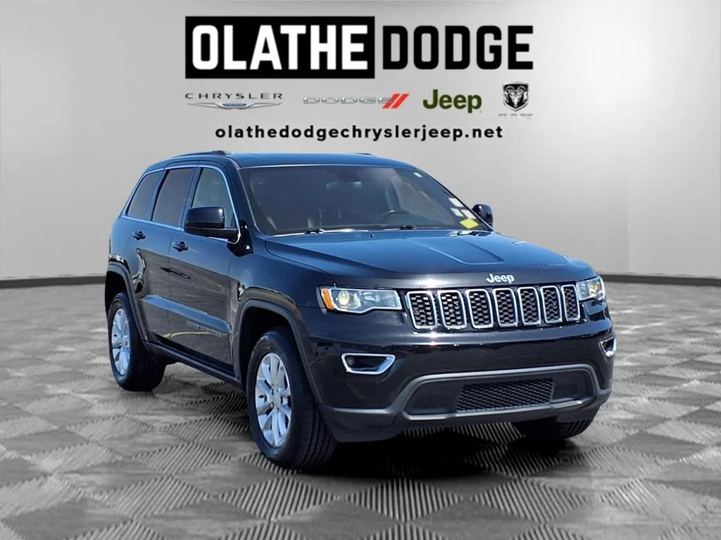 Certified Used 2021 Black Jeep Laredo X image 28