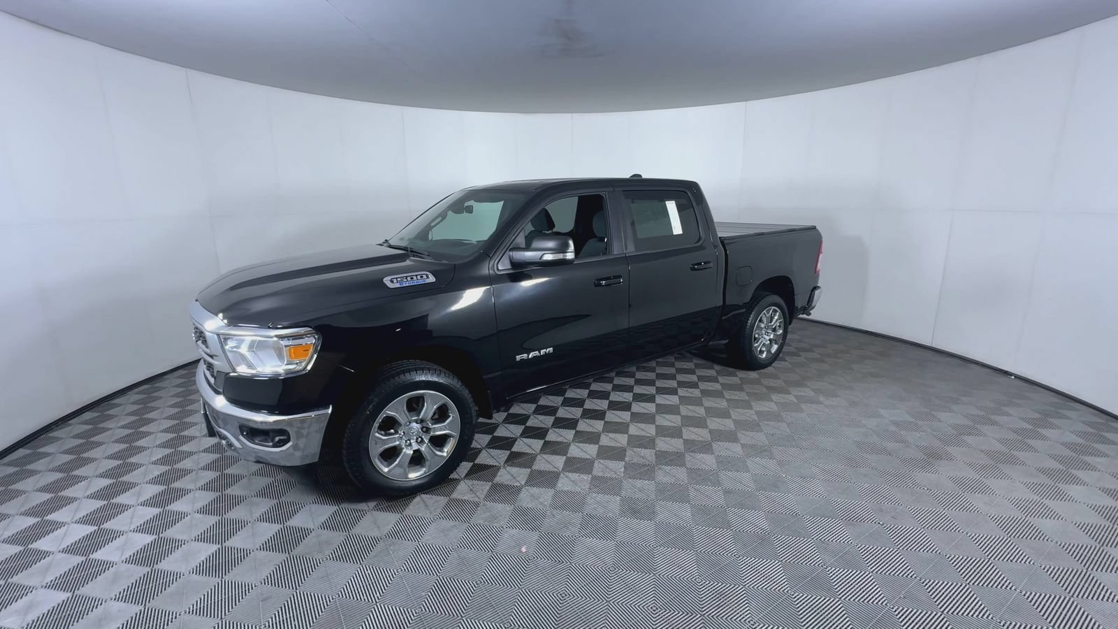 Used 2022 Diamond Black Crystal Pearlcoat Ram Big Horn image 4