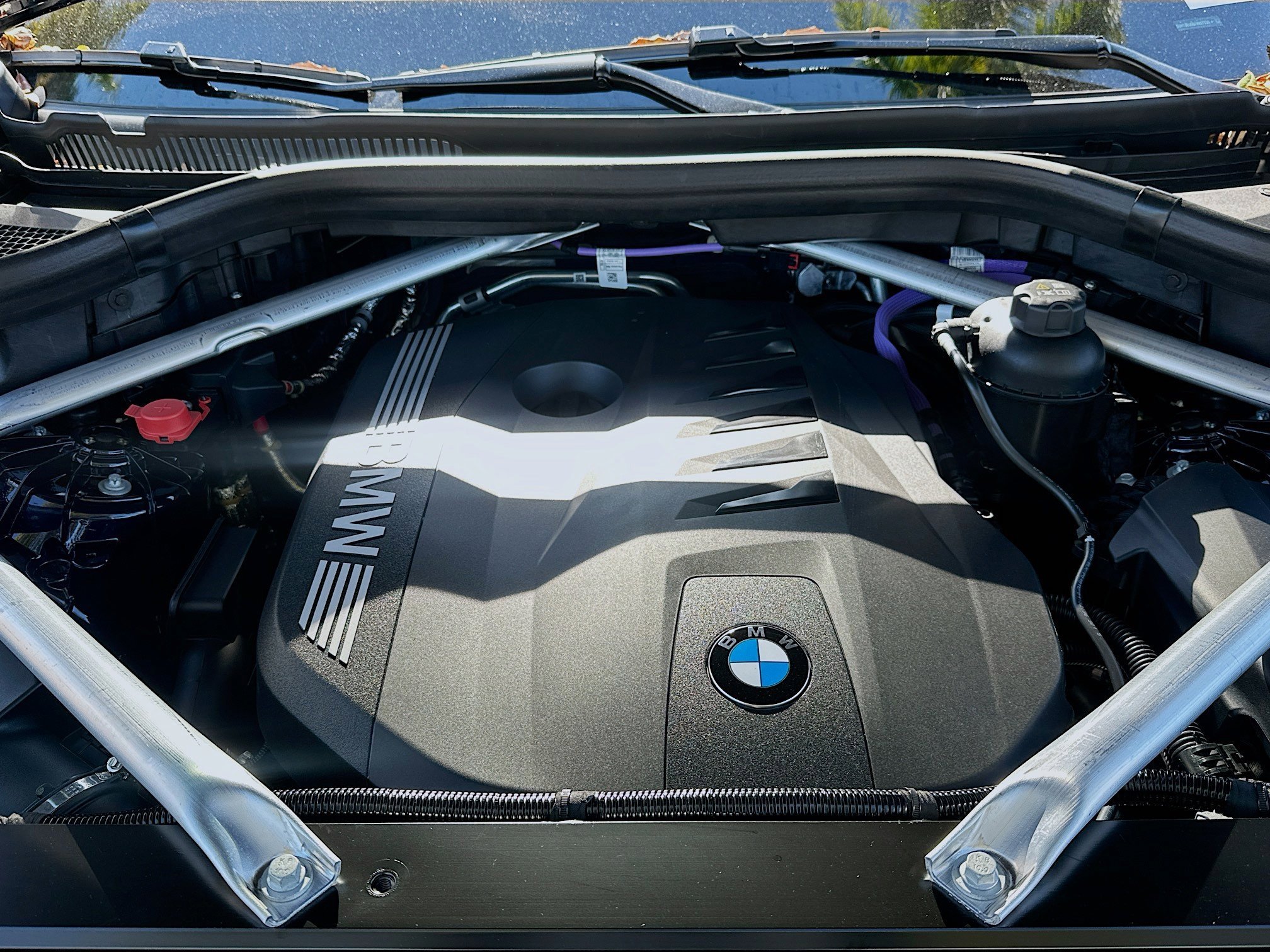 New 2026 Tanzanite Blue II Metallic BMW sDrive40i image 25