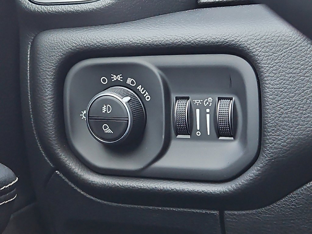 New 2027 Forged Blue Metallic Exterior Paint RAM Laramie image 15