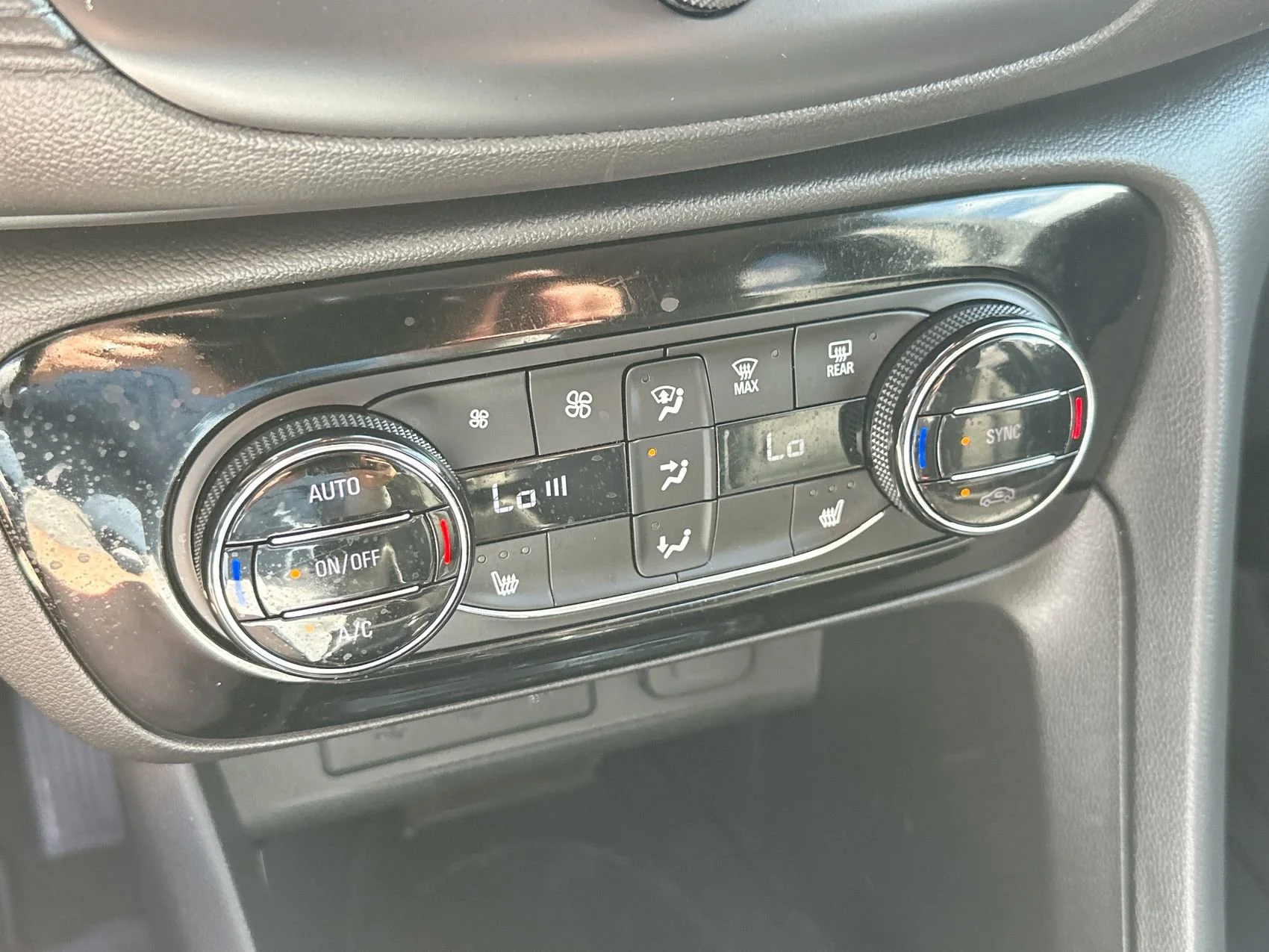 Used 2022 Cinnabar Metallic Buick Essence image 18
