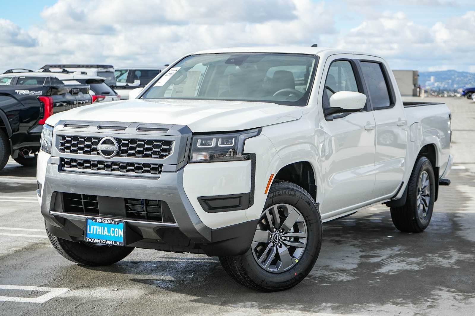2026 Nissan Frontier Crew Cab SV