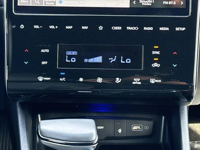 Used 2023 Green Hyundai Limited image 20