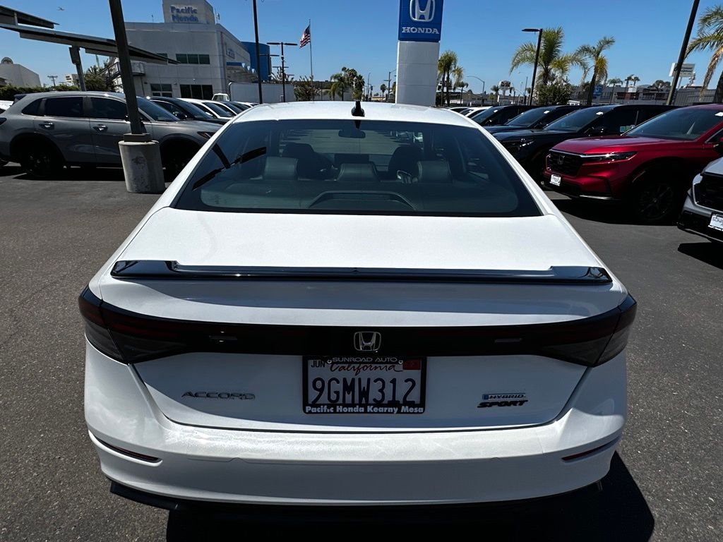 Used 2024  Honda LX image 7