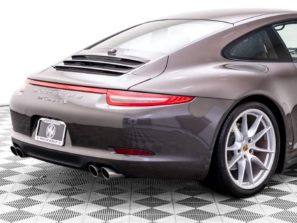 Used 2015 Brown Porsche Carrera 4S image 36