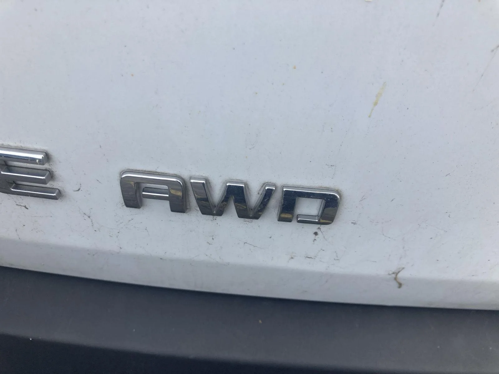 Used 2023 Wh Chevrolet  image 9