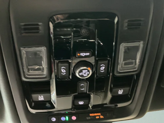 2026 GMC Yukon XL Denali - Photo 25