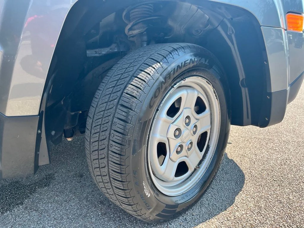 Used 2012 Gray Jeep Sport image 6