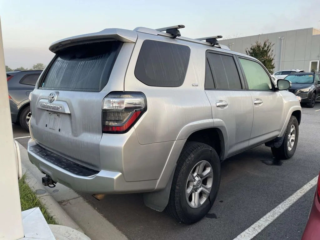 Used 2017 Classic Silver Metallic Toyota SR5 Premium image 4