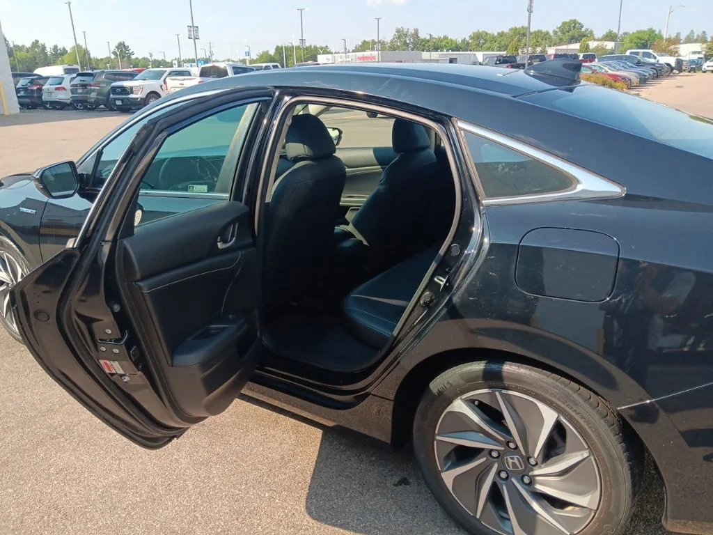 Used 2020 Black Honda Touring image 30