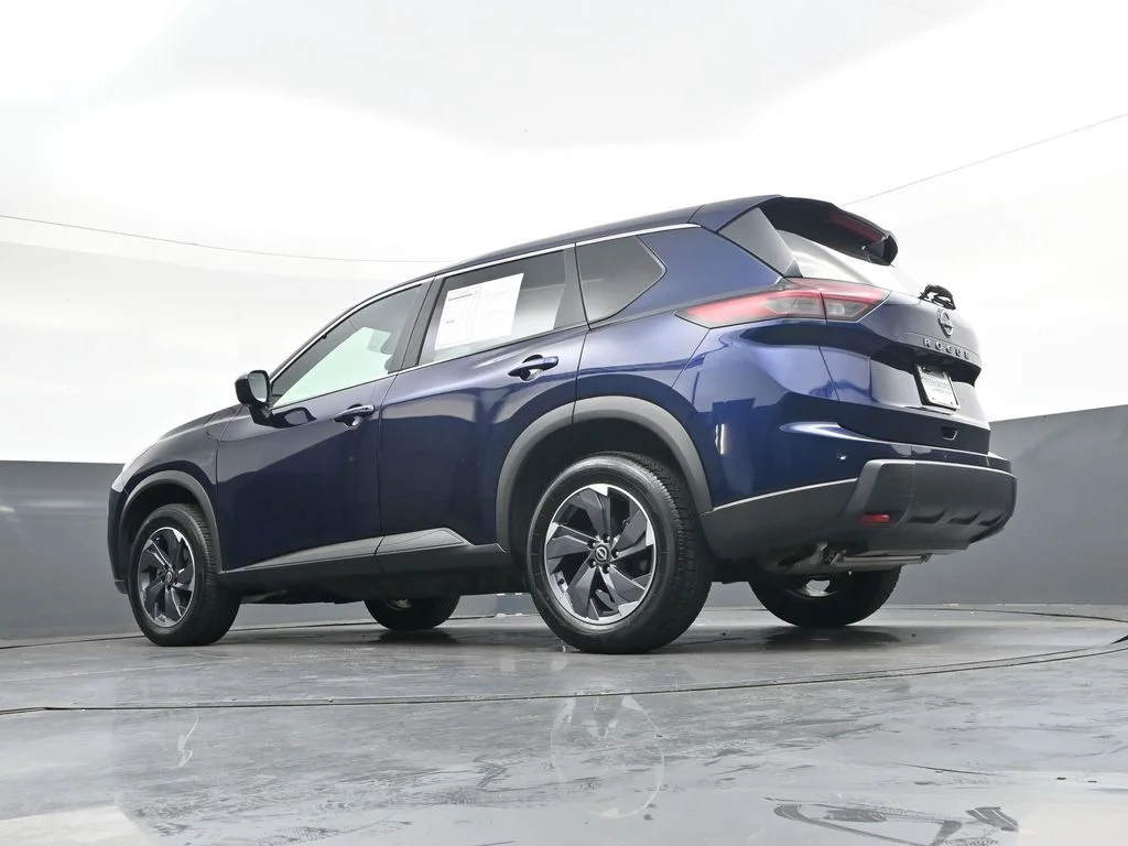 Used 2025 Blue Nissan SV image 47