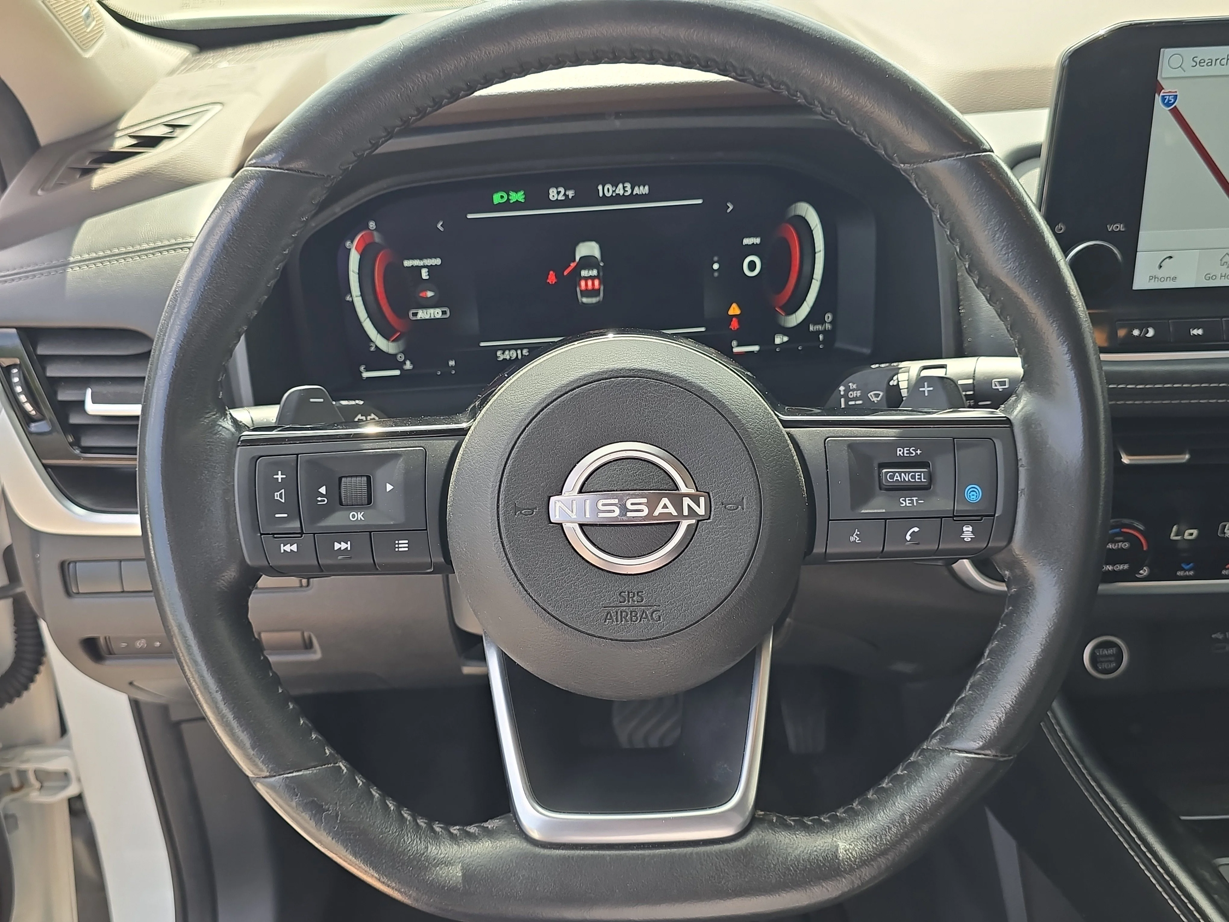 Certified Used 2023 Pearl White Tricoat Nissan Platinum image 31