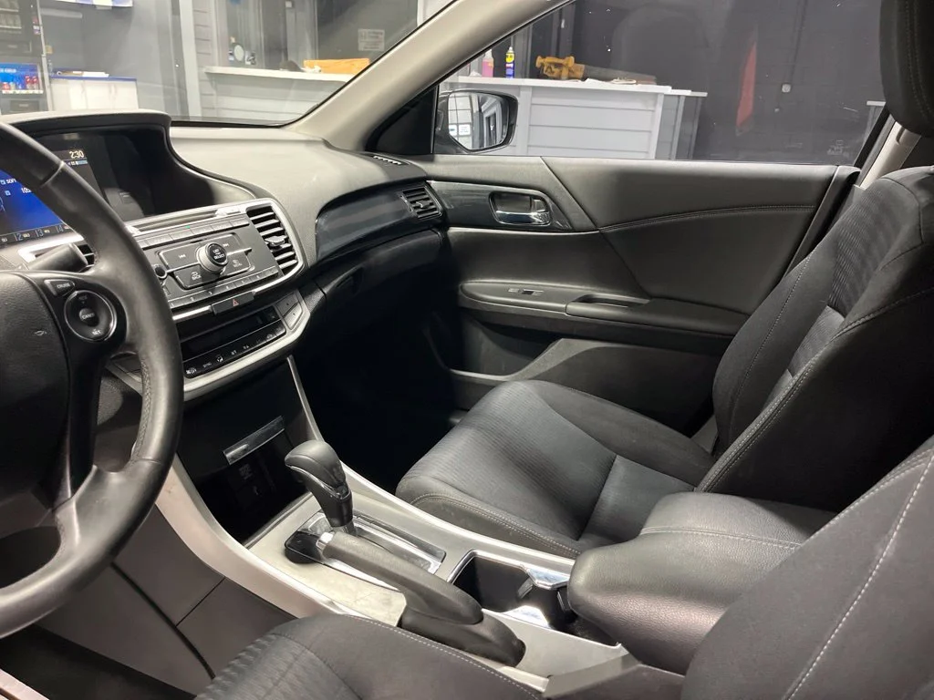 Used 2015 Modern Steel Metallic Honda Sport image 14