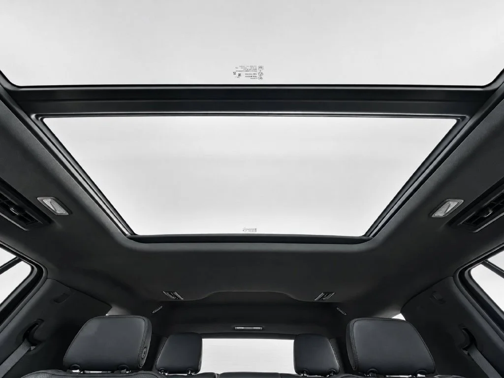 New 2027 Black Chevrolet High Country image 22