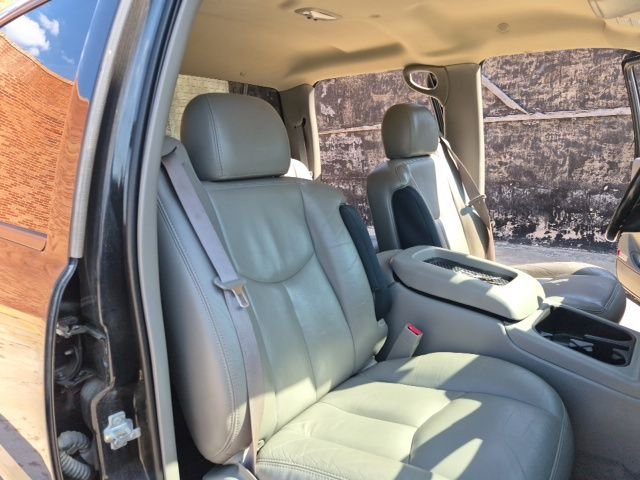 Used 2007 Black GMC SLT image 16