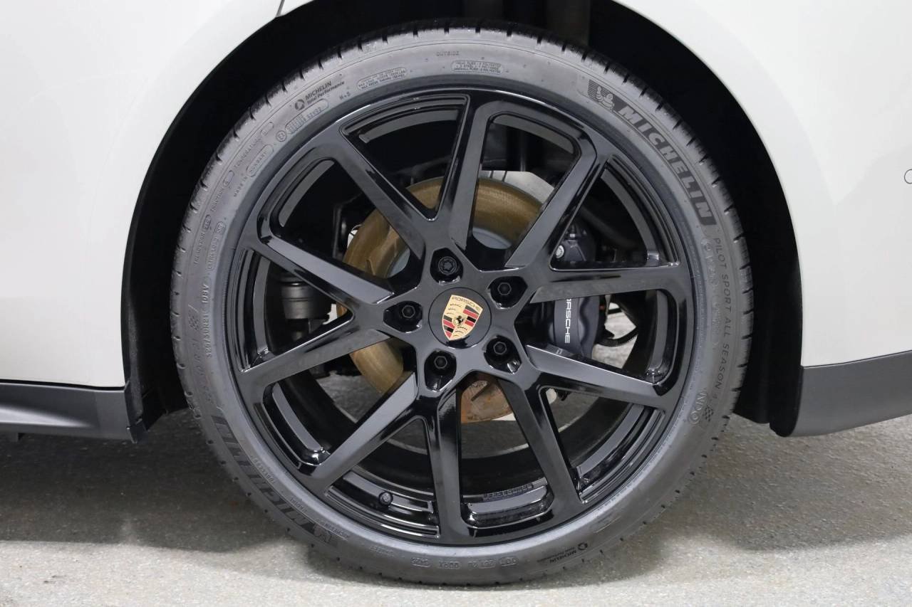 New 2026 Chalk Porsche 4 image 37