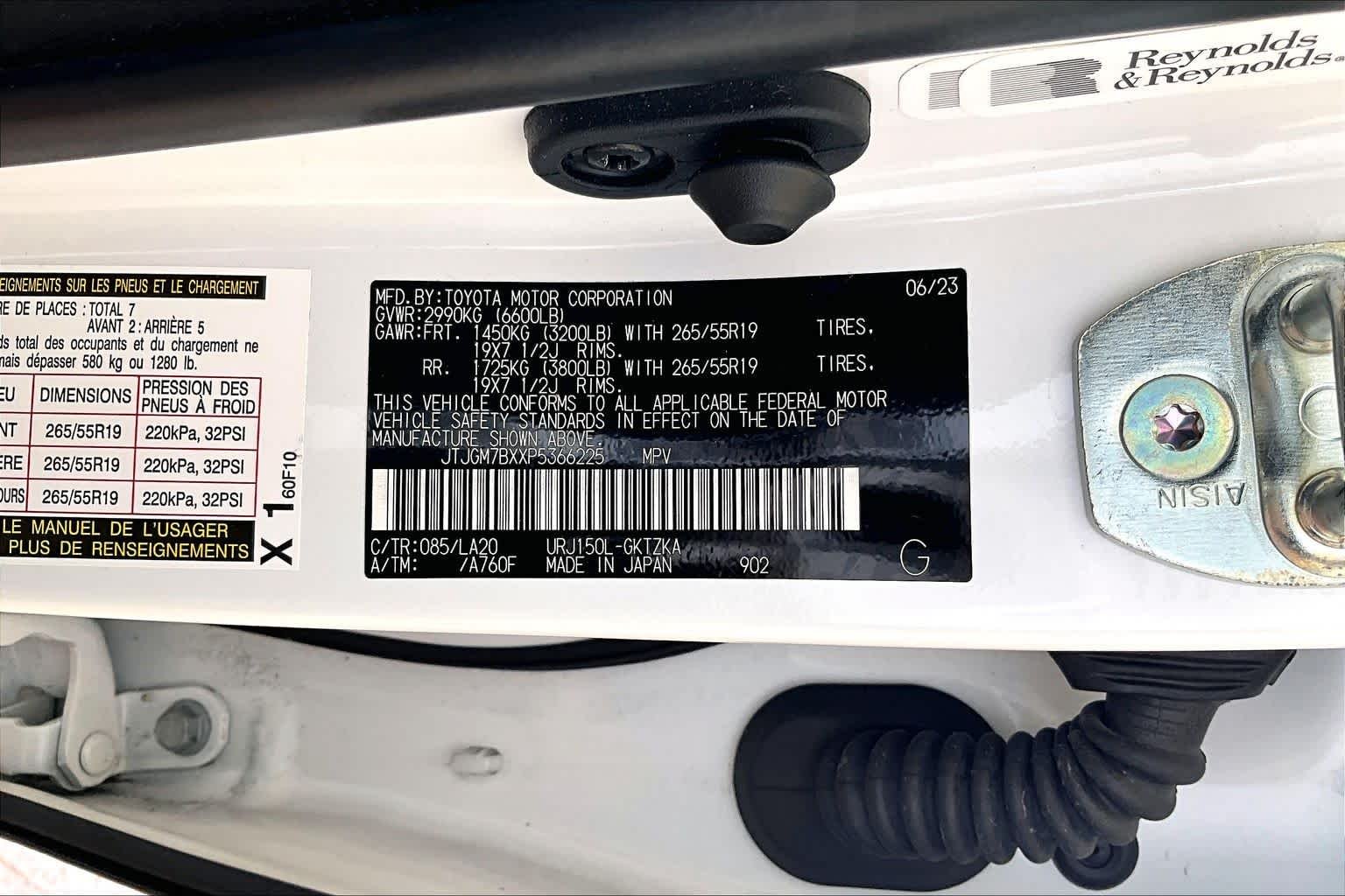 Used 2023 Eminent White Pearl Lexus Luxury image 34