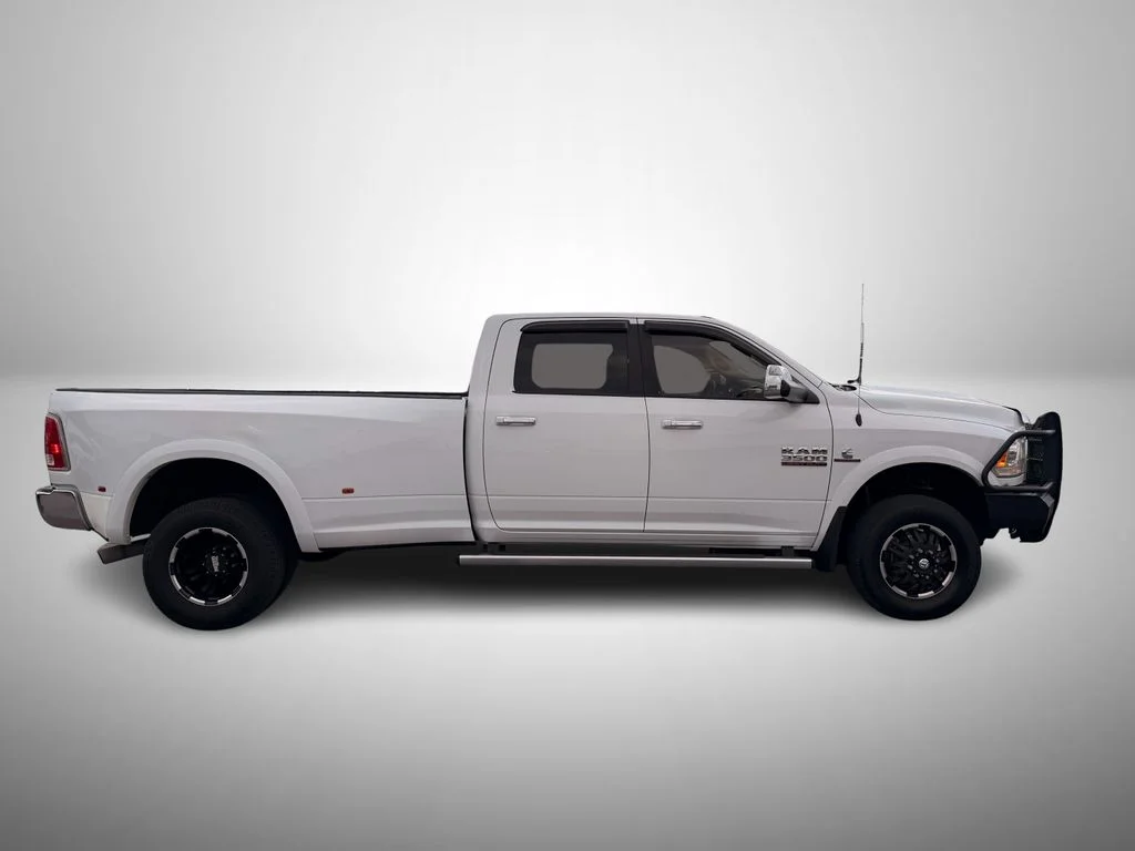 Used 2016 White Ram Laramie image 5