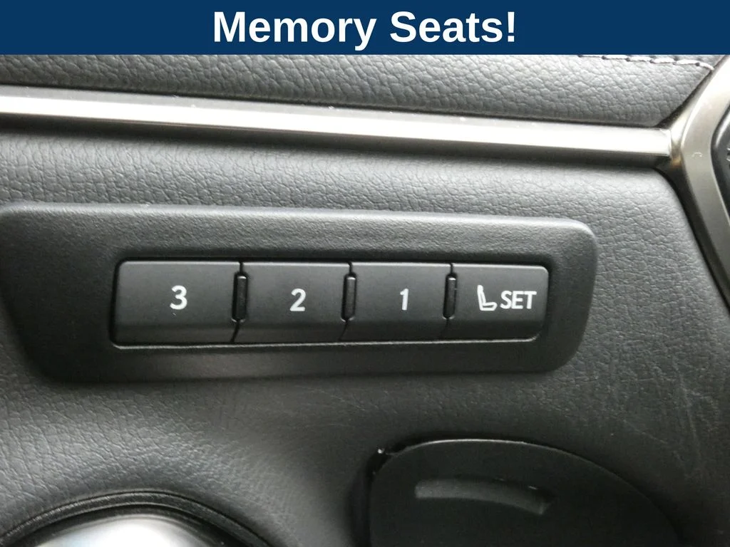 Used 2025 Beige Lexus 350 Luxury image 16