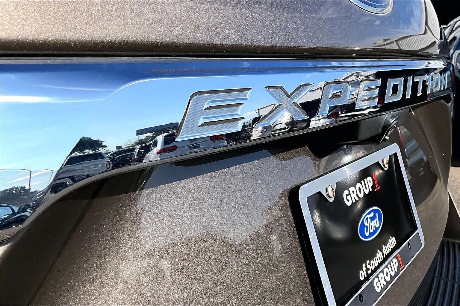 Used 2019 Stone Gray Ford XLT image 12