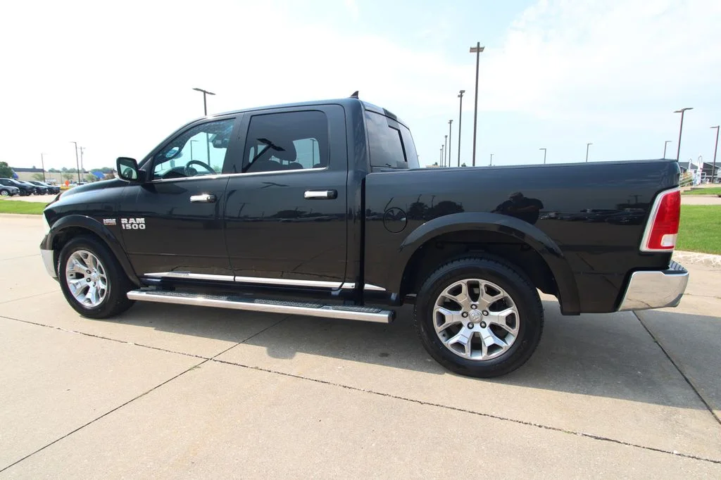 Used 2016 Black Ram Laramie Longhorn image 17