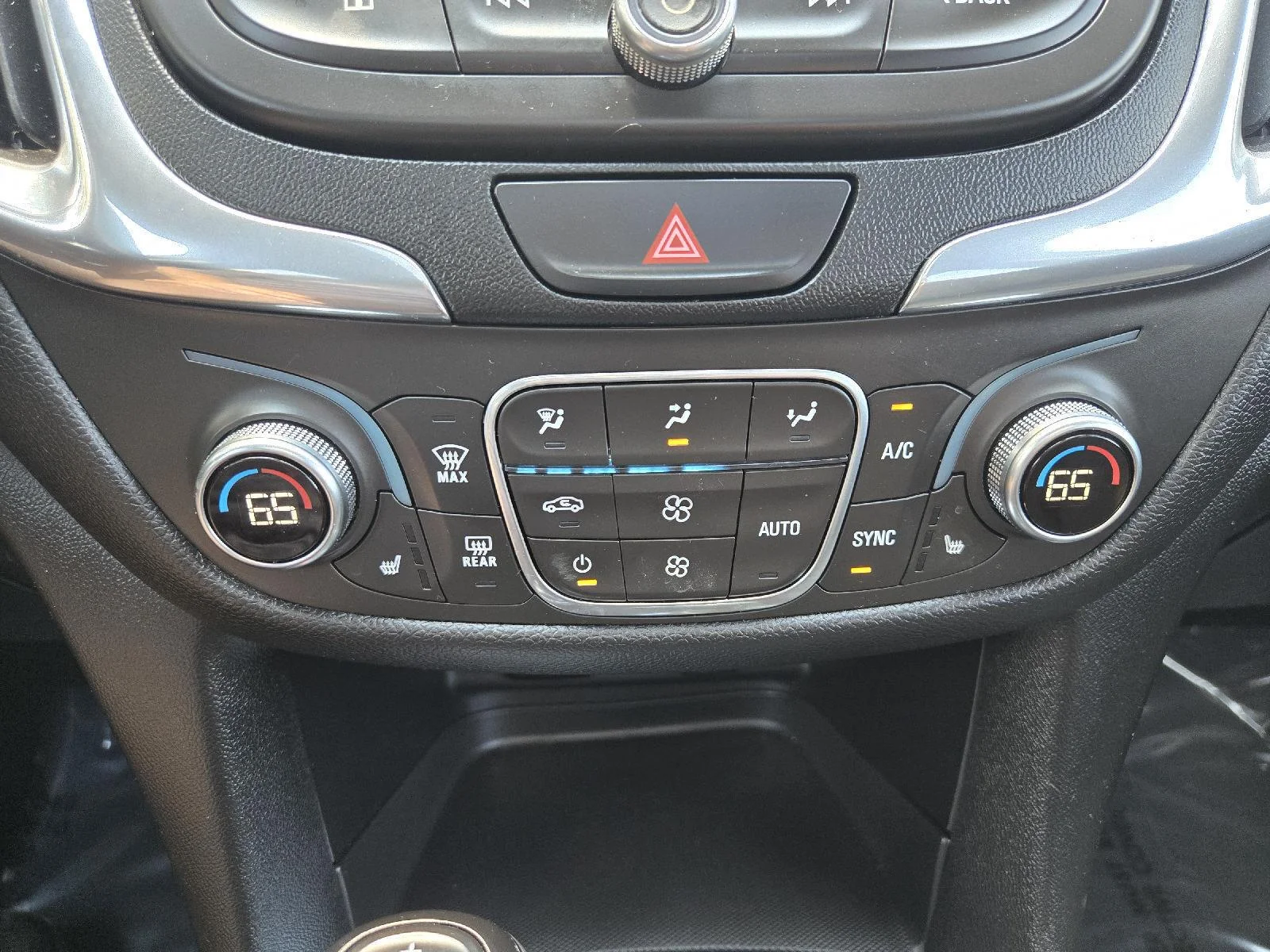 Used 2018 Pepperdust Metallic Chevrolet LT image 21