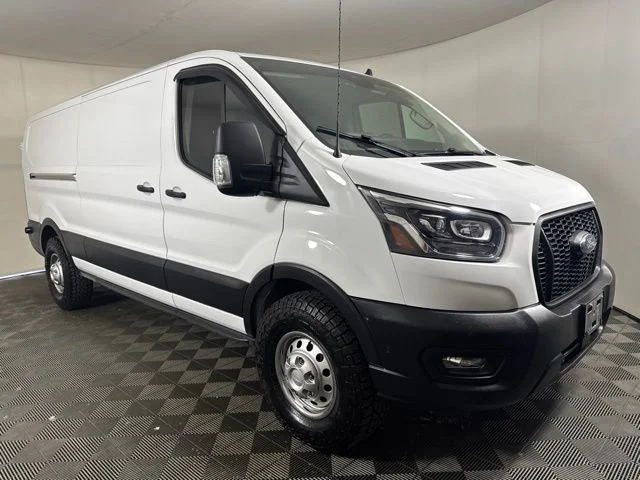 Used 2023 Oxford White Ford Base image 1