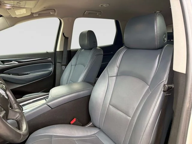 Used 2021 Silver Buick Essence image 22