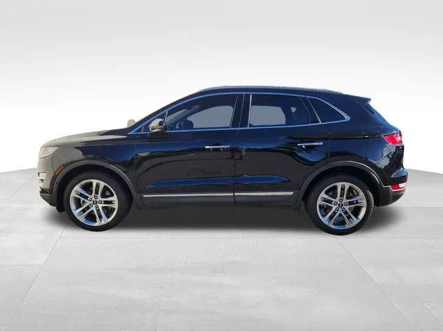 Used 2019 Black Lincoln Reserve image 6