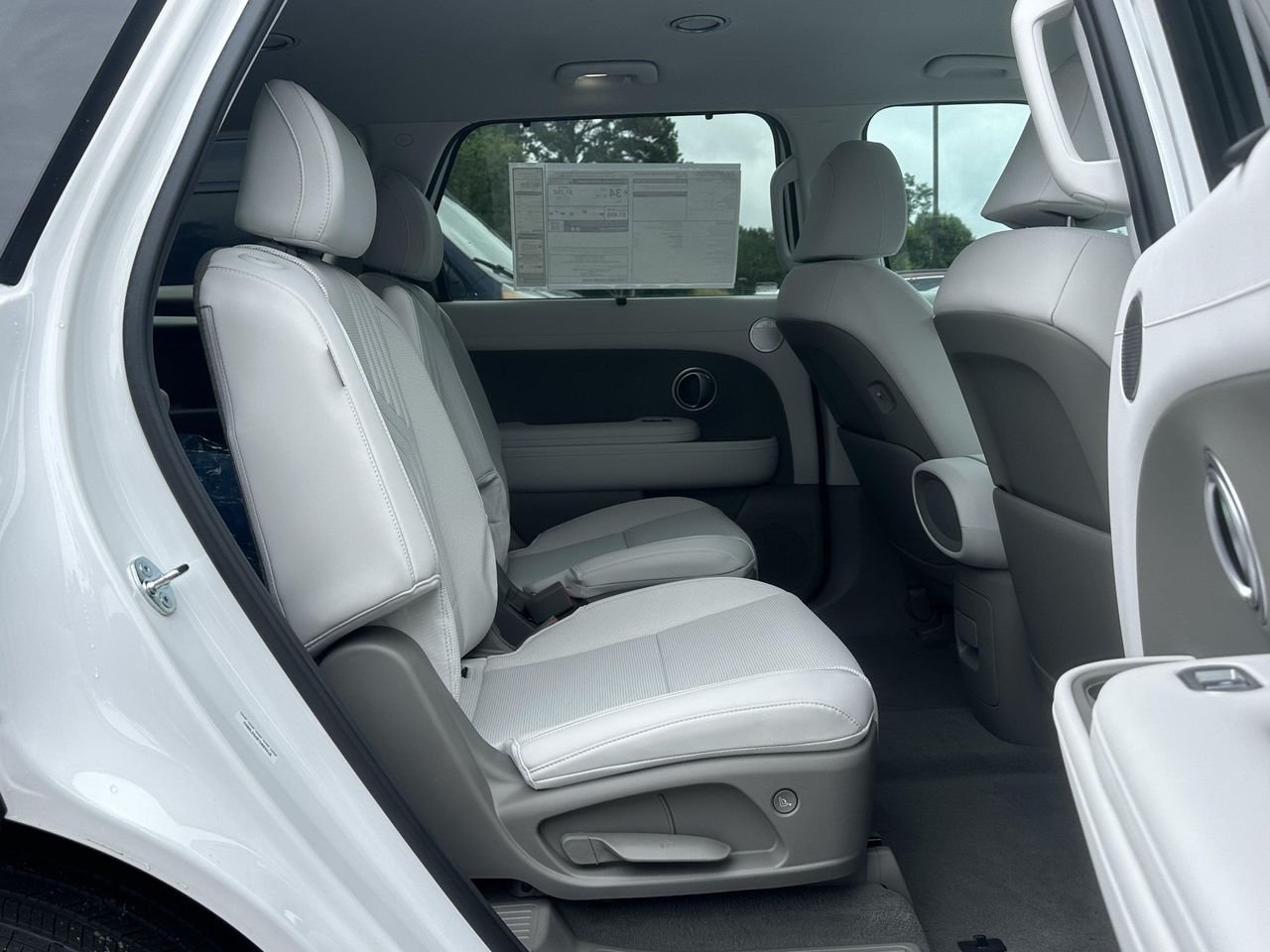 New 2026 Creamy White Pearl Hyundai Blue SEL 7P image 14