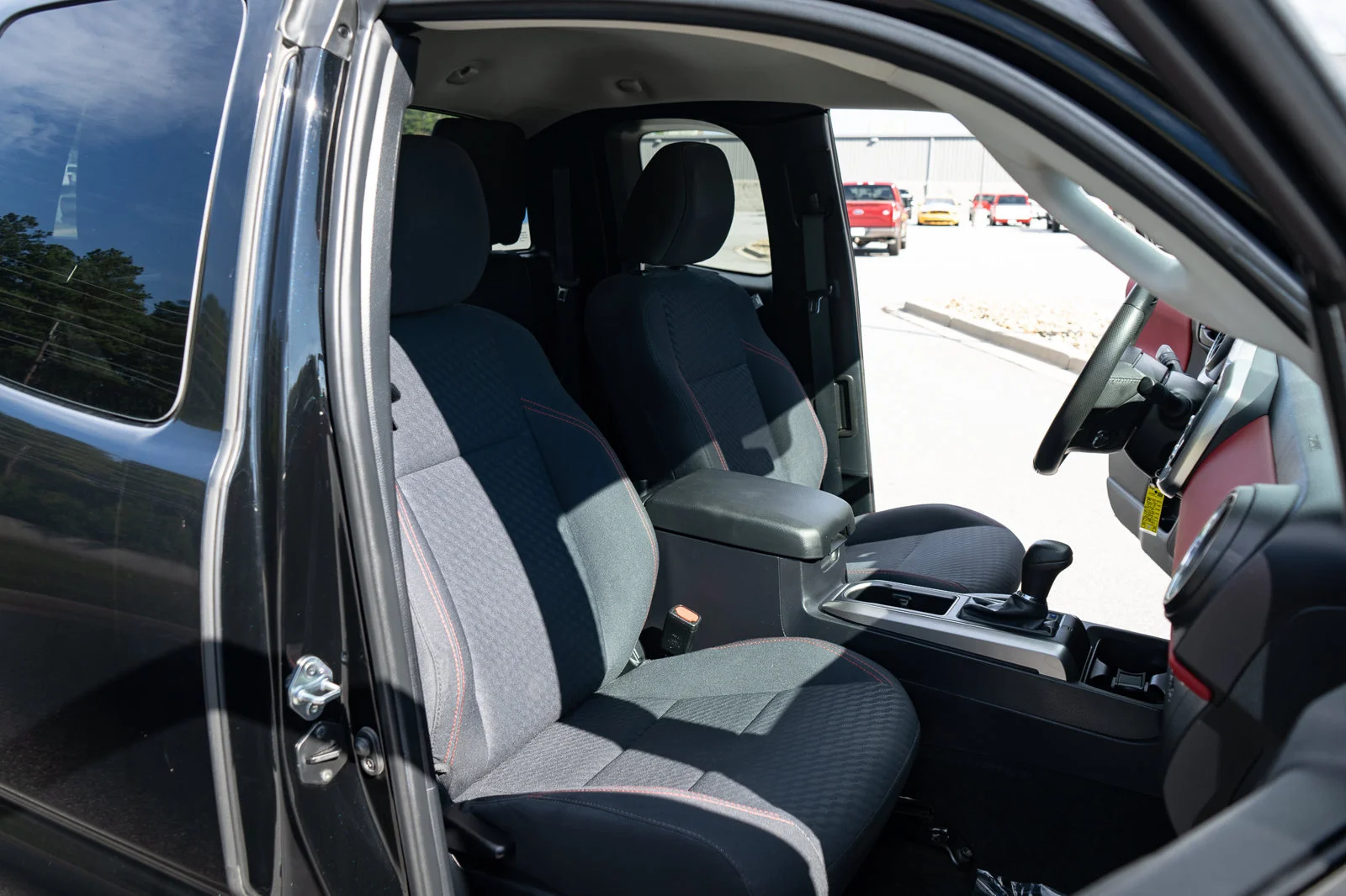 Used 2022 Black Toyota SR5 image 20
