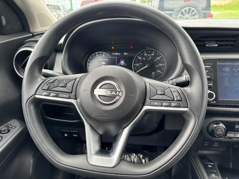 Used 2022 Boulder Gray Pearl Nissan SV image 14