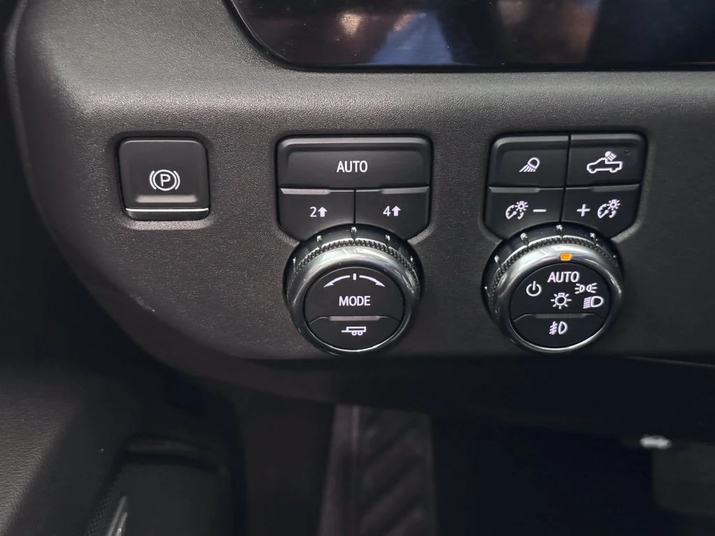 2023 GMC Sierra 1500 SLT - Photo 22