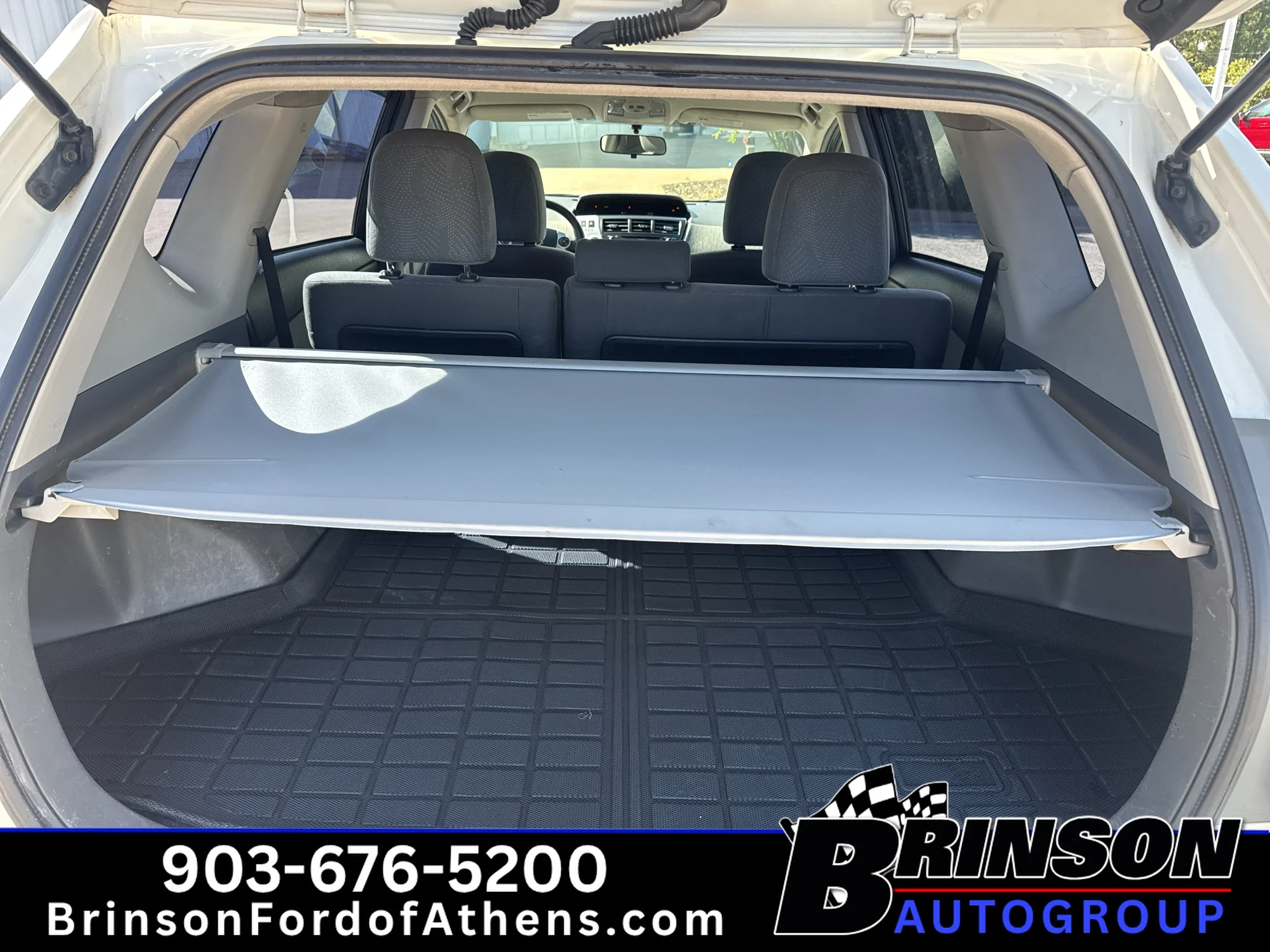 Used 2013 Blizzard Pearl Toyota Two image 9