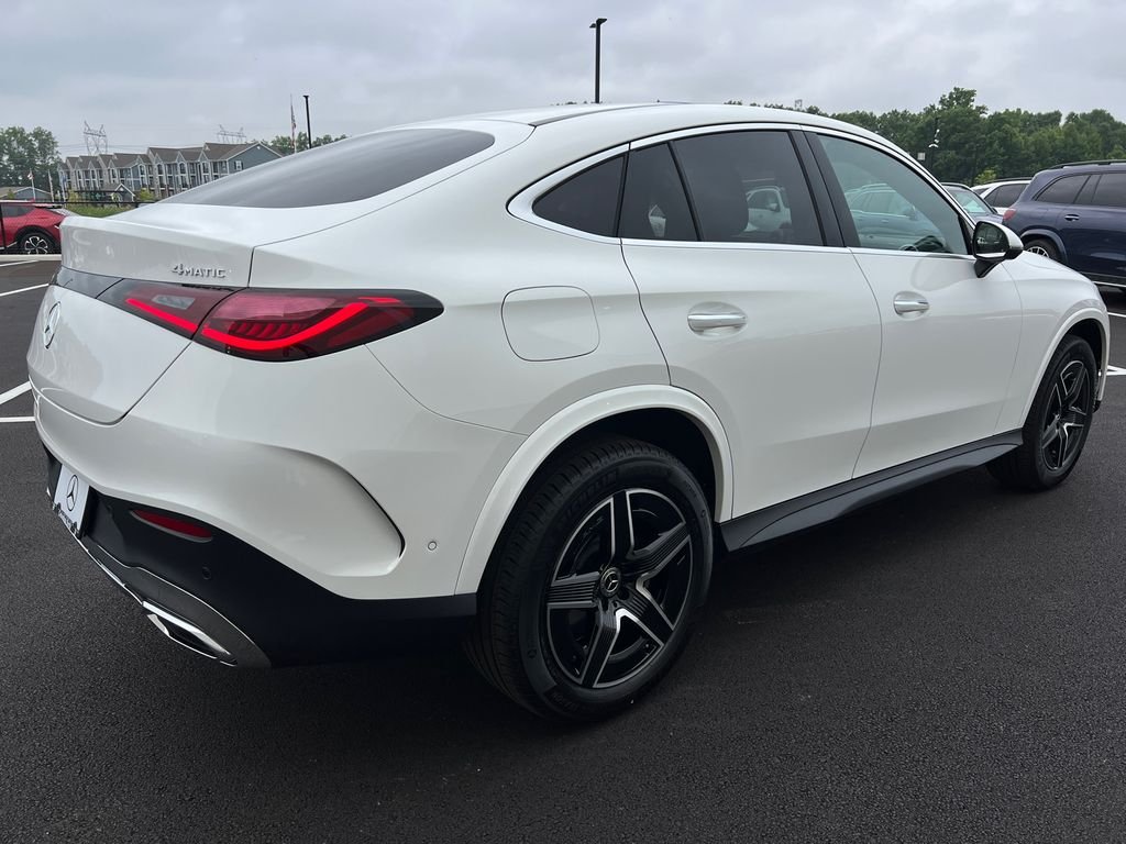 New 2026 Polar White Mercedes-Benz GLC300 image 8