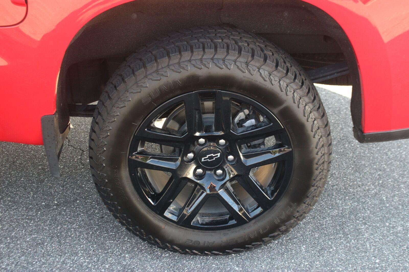 Used 2025 Red Hot Chevrolet Custom image 39