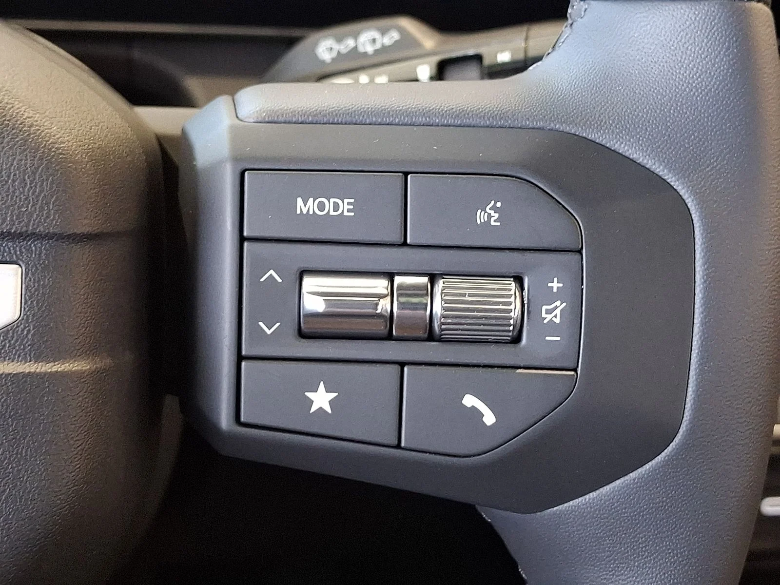 New 2027 Red Kia X-Line S image 19