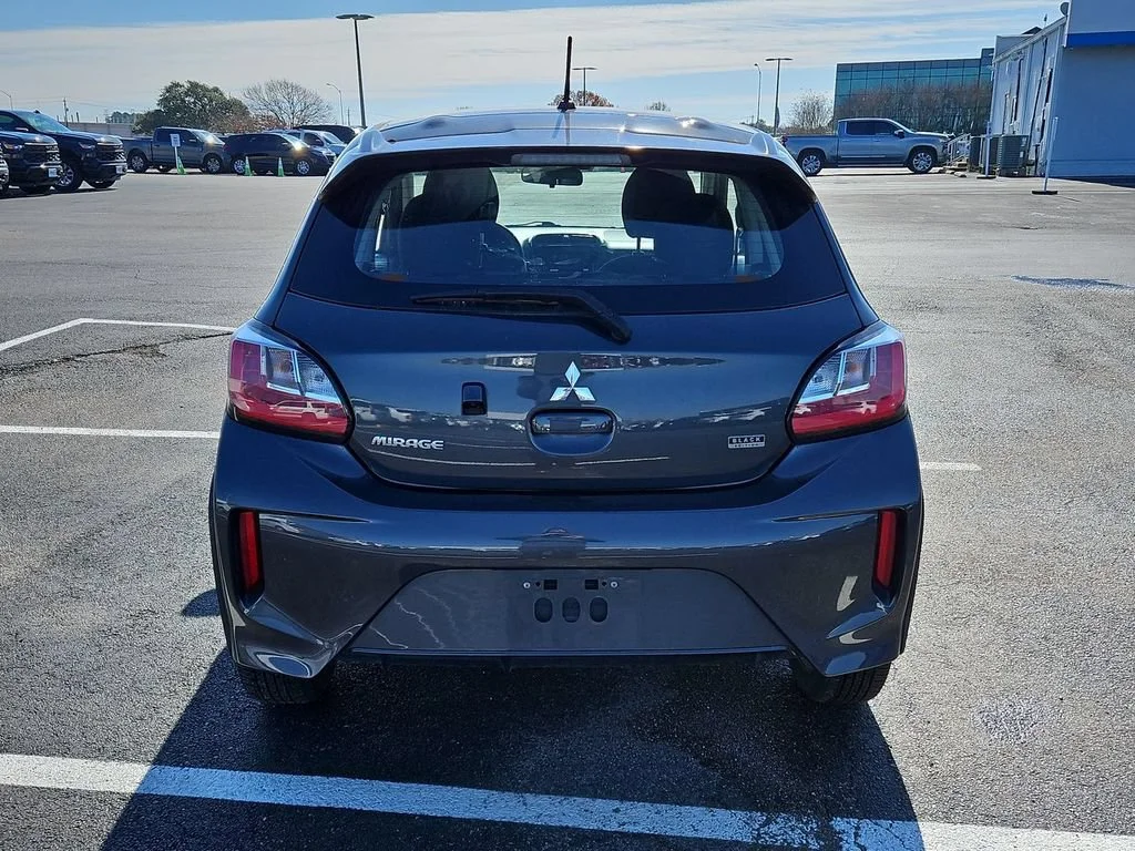 Used 2024 Gray Mitsubishi Black Edition image 16