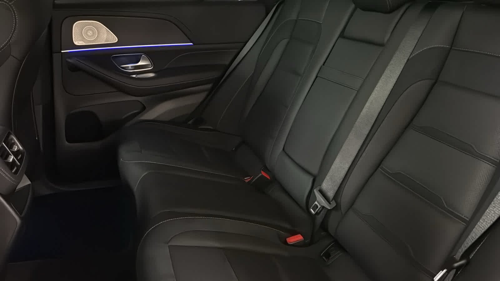 New 2026 Polar White Mercedes-Benz AMG® GLE 53 image 30