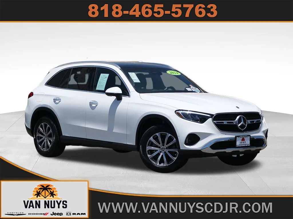 Used 2024 White Mercedes-Benz GLC 300 image 1