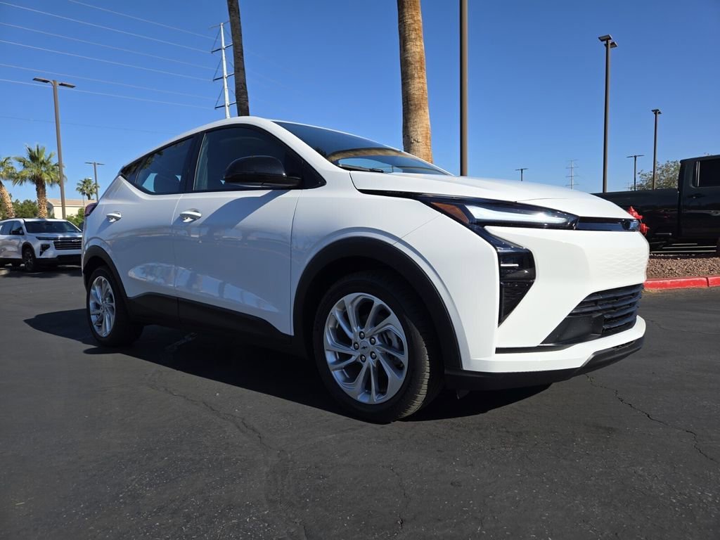 2027 Chevrolet Bolt EV LT Auto's photo