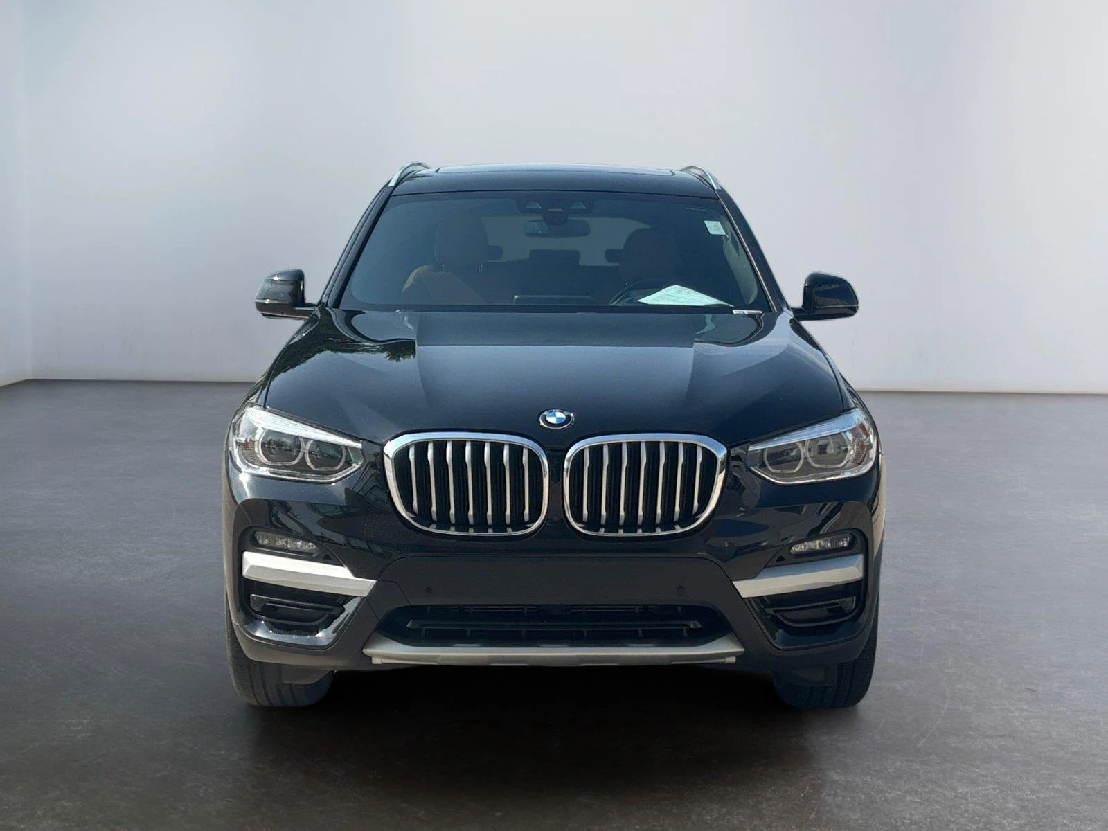 Used 2021 Jet Black BMW xDrive30e image 8